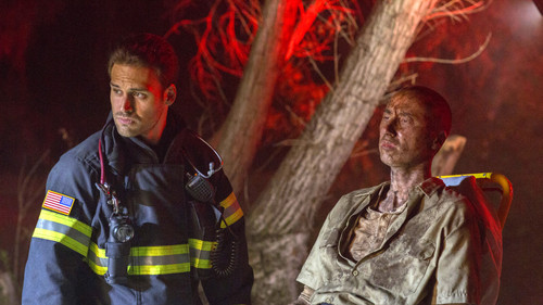 9-1-1 - S2E7: Haunted