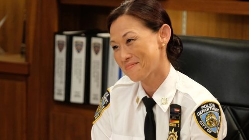 Brooklyn Nine-Nine - S7E2: Captain Kim