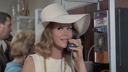 Bewitched - S4E10: That Was No Chick, That Was My Wife