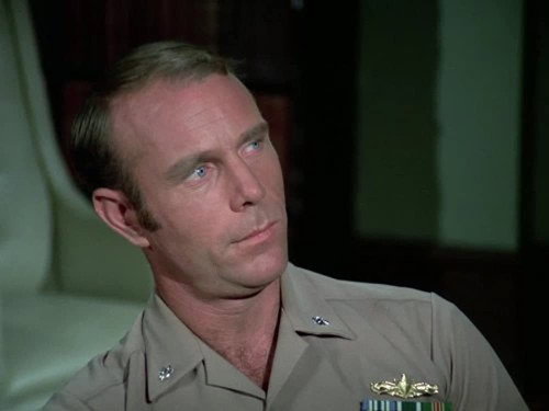 Hawaii Five-O - S8E8: The Defector
