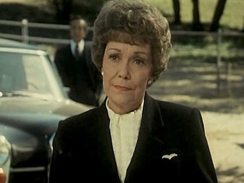 Falcon Crest - S9E7: Doctor Dollars