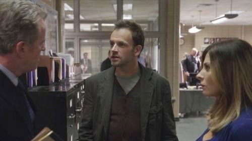 Elementary - S1E7: One Way to Get Off