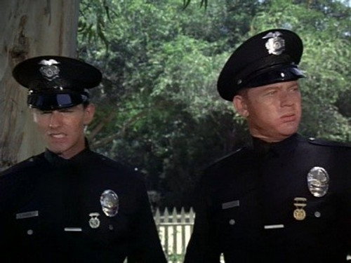 Adam-12 - S2E4: Log 023: Pig Is a Three Letter Word