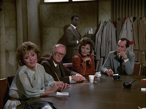 Murder, She Wrote - S2E13: Trial by Error