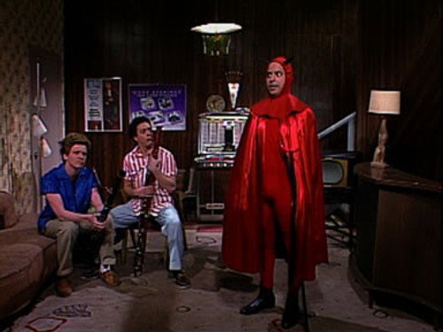 Saturday Night Live - S11E16: Catherine Oxenberg & Paul Simon/Ladysmith Black Mambazo