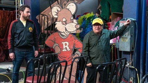 It's Always Sunny in Philadelphia - S16E6: Risk E. Rat's Pizza and Amusement Center