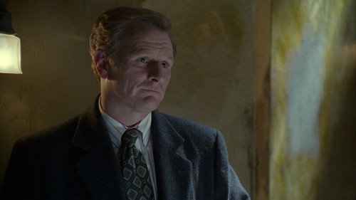 NYPD Blue - S4E14: A Remington Original