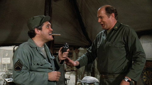 M*A*S*H - S11E15: As Time Goes By