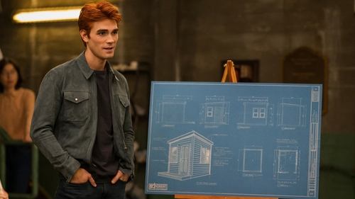 Riverdale - S6E8: Chapter One Hundred and Three: The Town