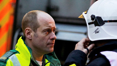 Casualty - S27E27: With and Without You