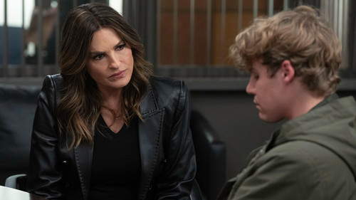Law & Order: Special Victims Unit - S27E13: Corrosive