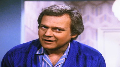 Dallas - S10E22: Revenge of the Nerd