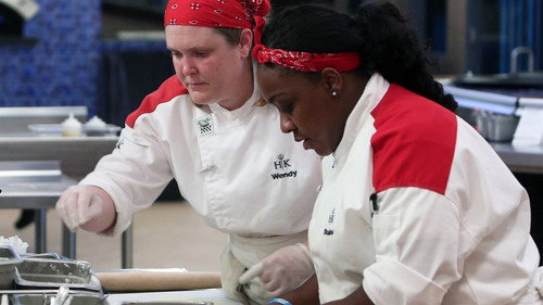 Hell's Kitchen - S16E5: Walking the Plank