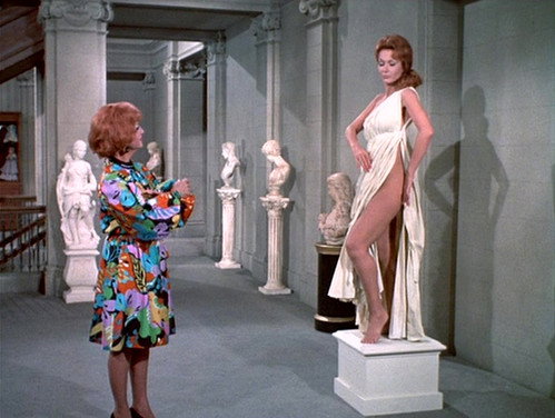 Bewitched - S8E5: Bewitched, Bothered, and Baldoni