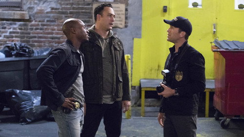 NCIS: New Orleans - S3E20: NOLA Confidential