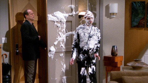 Frasier - S4E22: Are You Being Served?