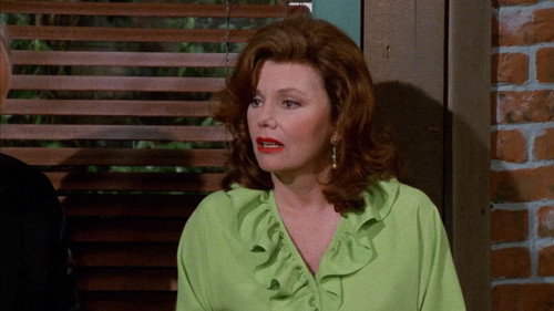 Frasier - S4E20: Three Dates and a Breakup (2)