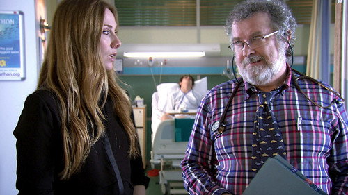 Holby City - S16E47: The Looking Glass