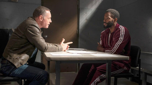 Chicago P.D. - S6E8: Black and Blue