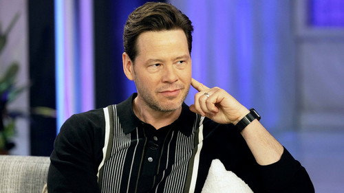 The Kelly Clarkson Show - S4E115: Ike Barinholtz, Sarah Ferguson Duchess of York, TWICE