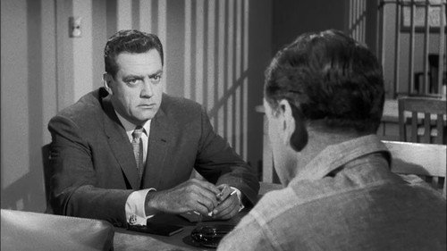 Perry Mason - S4E26: The Case of the Duplicate Daughter