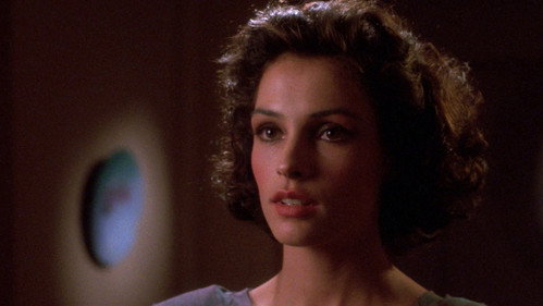 Star Trek: The Next Generation - S5E21: The Perfect Mate