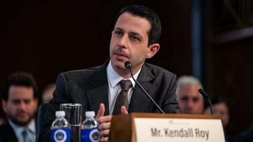 Succession - S2E9: DC