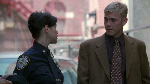 NYPD Blue - S7E1: Loogie Nights