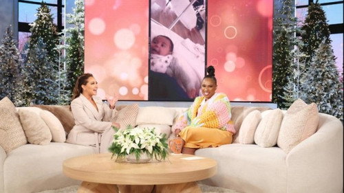 The Jennifer Hudson Show - S1E69: Adrienne Bailon-Houghton, Lisa Ann Walter