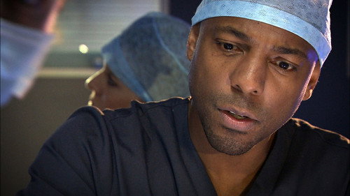 Holby City - S17E33: All Coming Back to Me Now