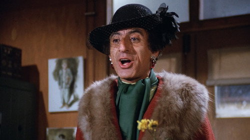 M*A*S*H - S7E1: Commander Pierce
