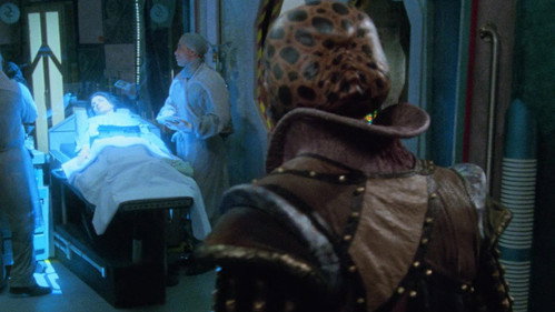 Babylon 5 - S5E20: Objects in Motion