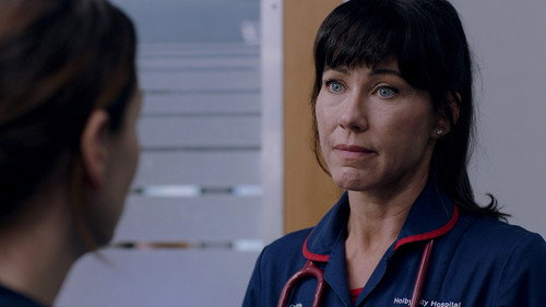 Casualty - S43E8: Paper Planes