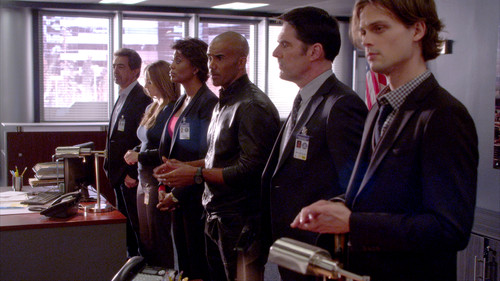 Criminal Minds - S11E13: The Bond