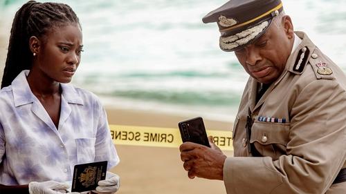 Death in Paradise - S13E8: A Murder in the Skies