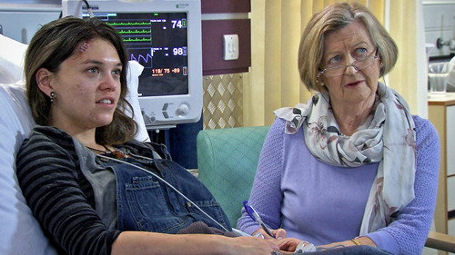 Holby City - S16E40: The Spirit...