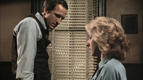 Hill Street Blues - S3E5: Officer of the Year