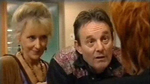 Casualty - S15E6: Choked (2)