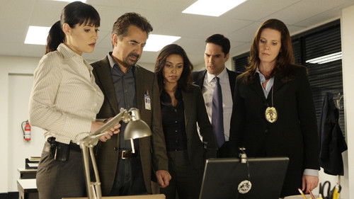 Criminal Minds - S4E9: 52 Pickup