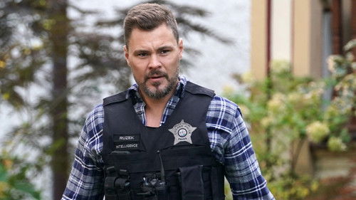 Chicago P.D. - S10E8: Under the Skin