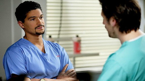 Holby City - S12E46: Skipping a Beat