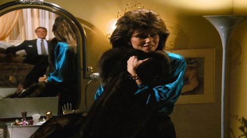 Dallas - S9E17: The Deadly Game