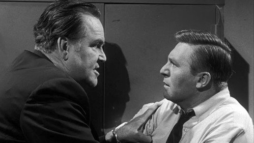 Perry Mason - S4E21: The Case of the Difficult Detour