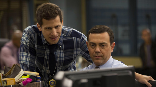 Brooklyn Nine-Nine - S3E3: Boyle's Hunch