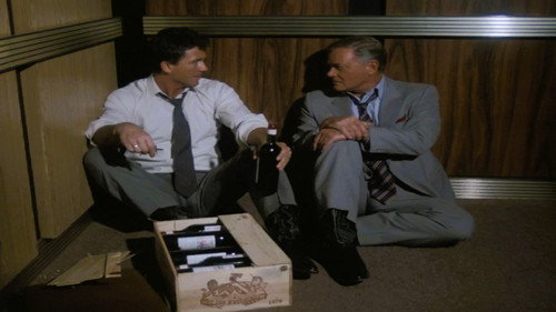 Dallas - S12E19: Three Hundred
