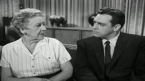 Perry Mason - S2E27: The Case of the Deadly Toy
