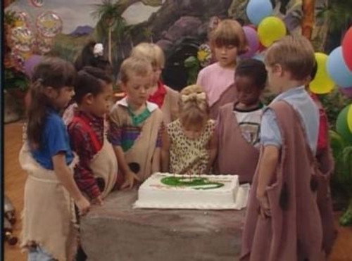 Full House - S5E10: Happy Birthday, Babies (2)