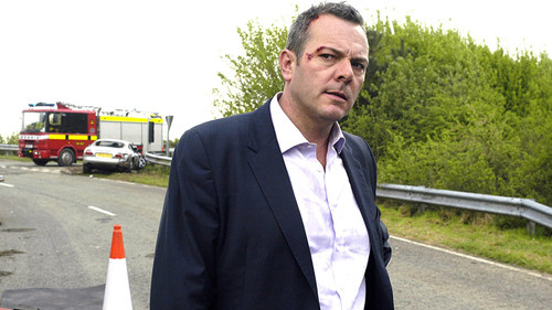 Casualty - S23E46: Great Expectations