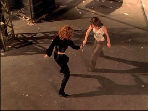 Charmed - S7E18: Little Box of Horrors