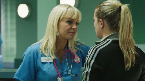 Casualty - S26E19: Trust